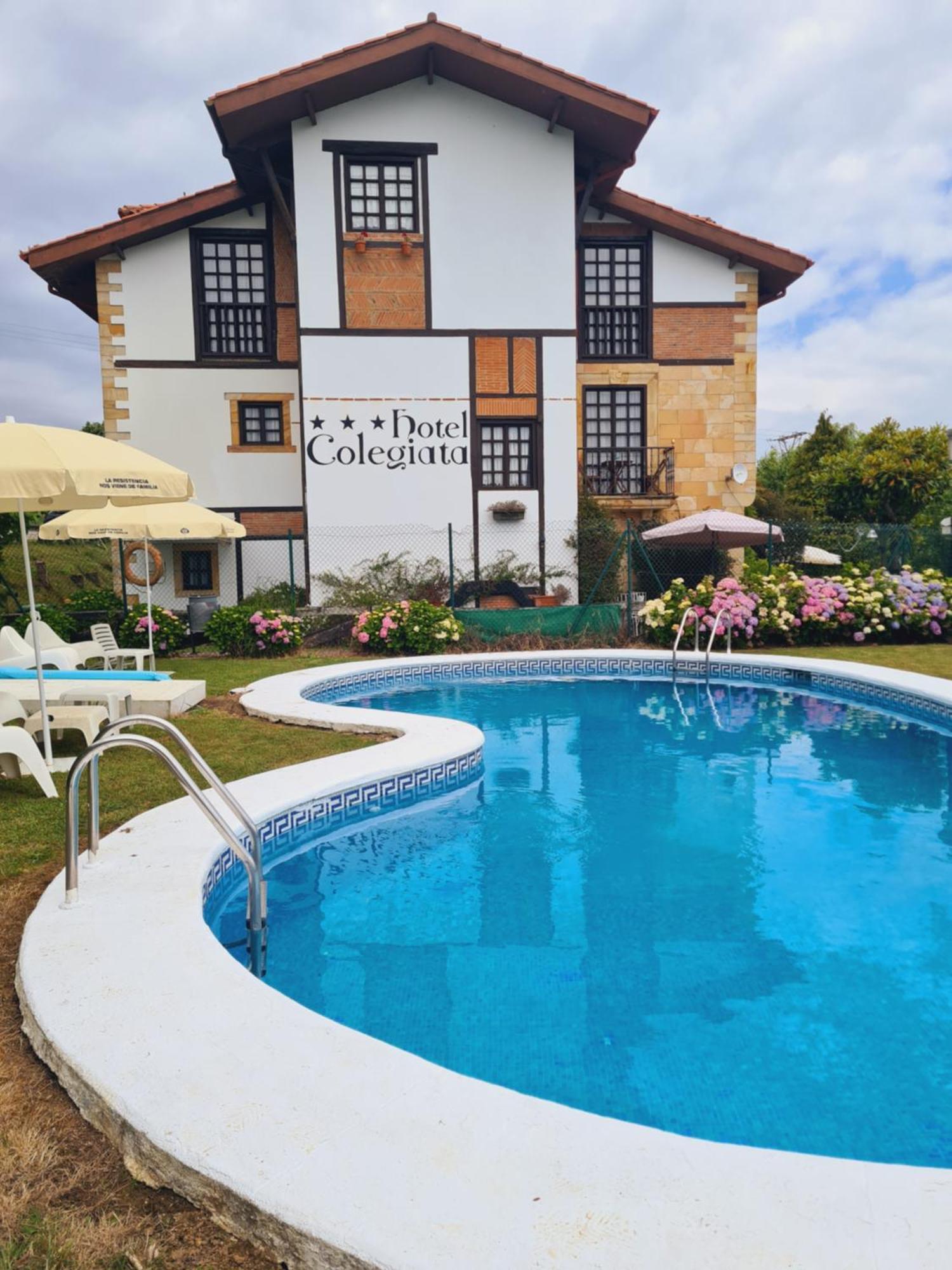 Hotel Colegiata 산틸라나델마르 외부 사진