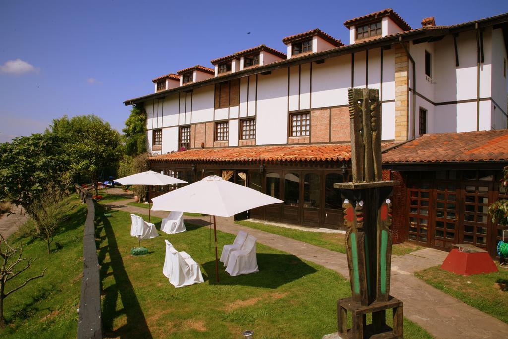 Hotel Colegiata 산틸라나델마르 외부 사진
